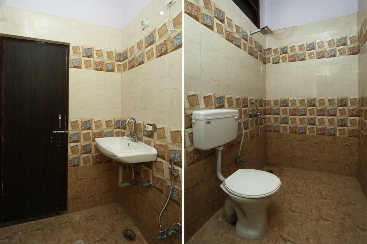 Oyo 16995 Sr Blessings Hotel Chinhat Bagian luar foto